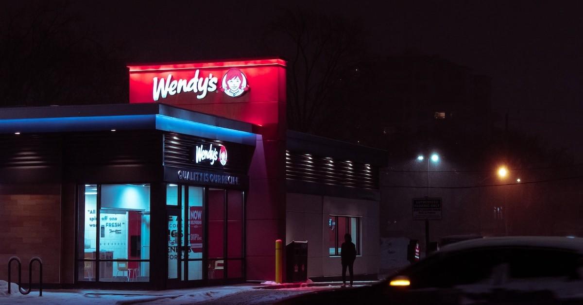 women attack wendys worker after not liking how she handed them their food in drive thru