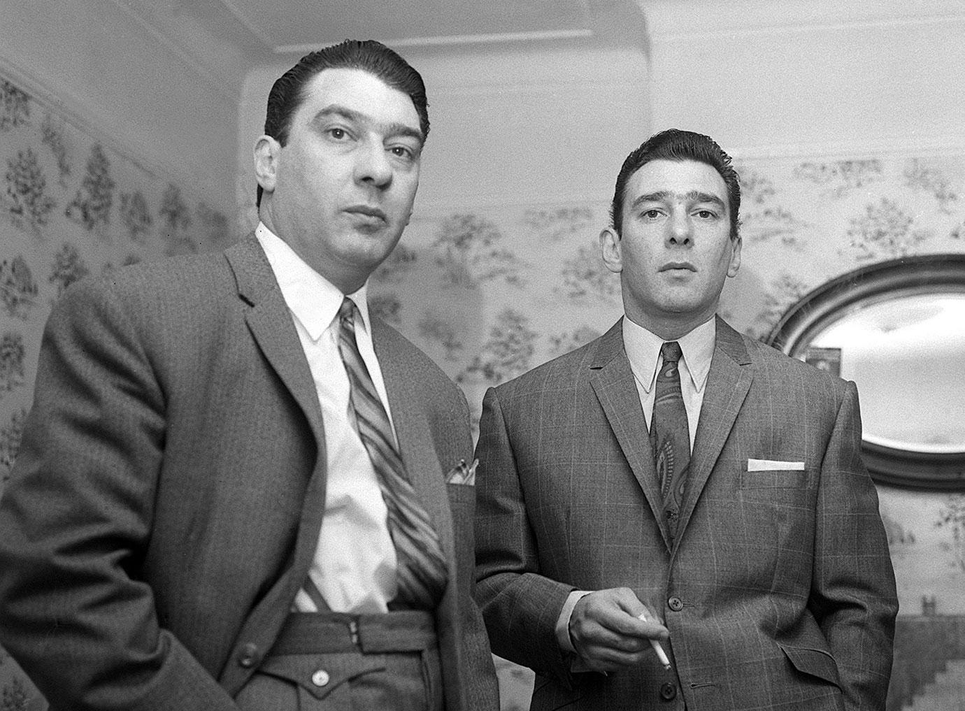 twins killings stories suspects prison ronnie and reggie kray