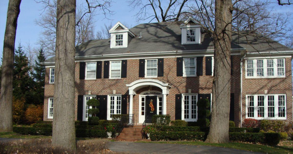 Man who formerly owned the famous ‘Home Alone’ house dies under mysterious circumstances 
