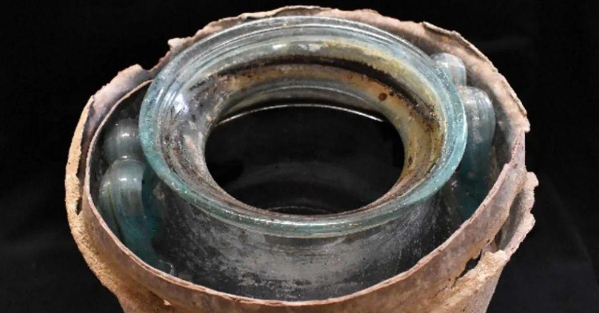 Researchers Find 2,000-Year-Old Wine in Roman Burial Site in Spain