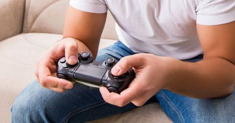 Sheriff: New Jersey Man Allegedly Flew to Florida to Attack Fellow Gamer