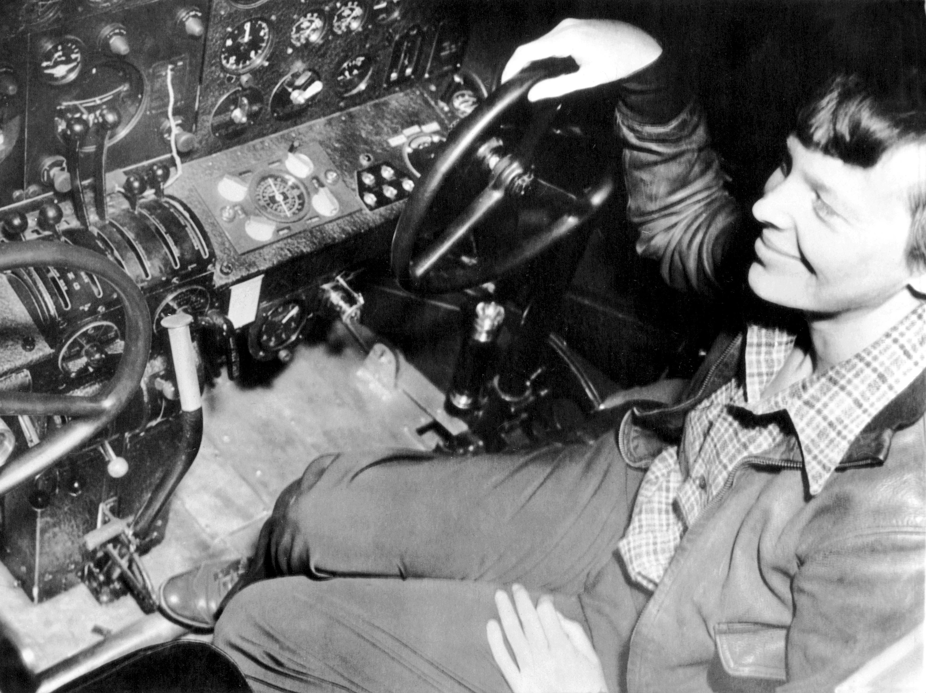 Cat-Sized Crabs are Suspected to Have Eaten Amelia Earhart