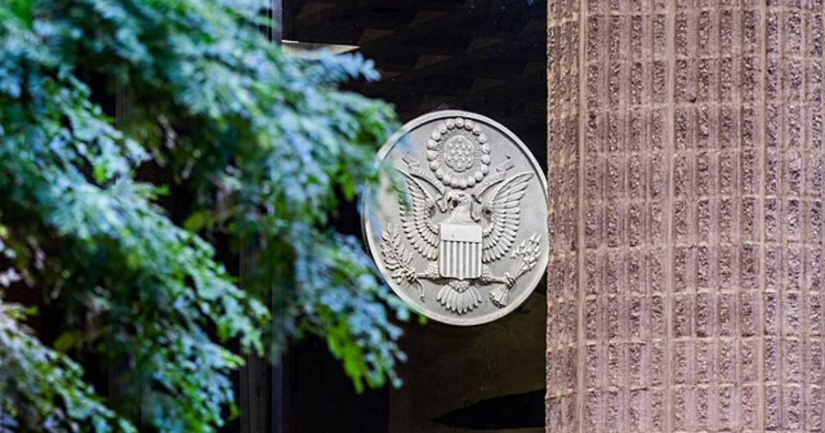 Super gets sentenced for conning a 98 year old tenant