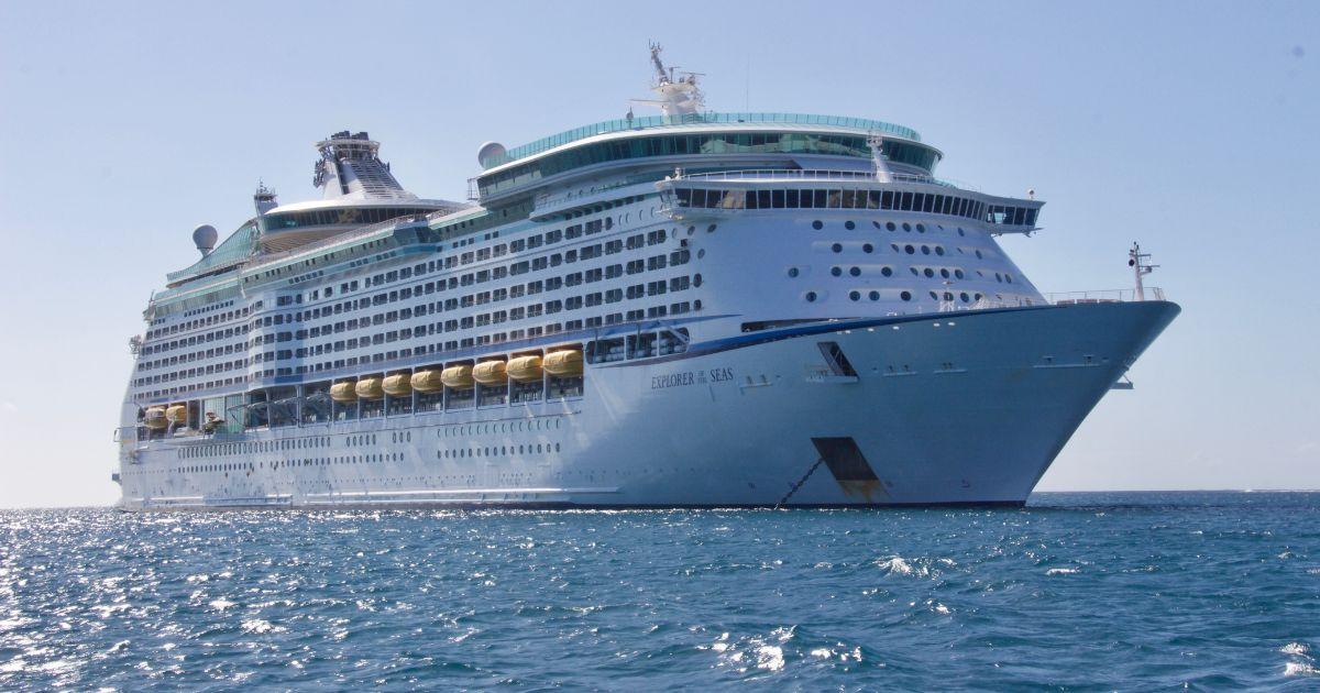Disney cruise workered arrested
