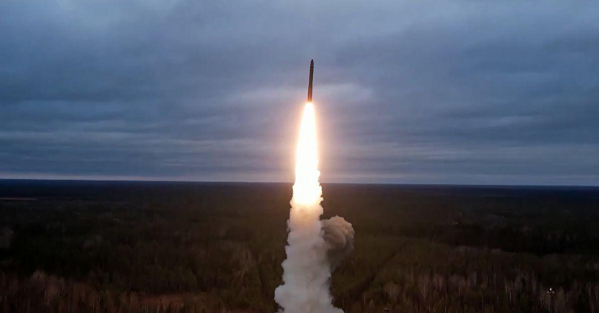 Russia Prepares Missiles for Action From Hypersonic Launchers