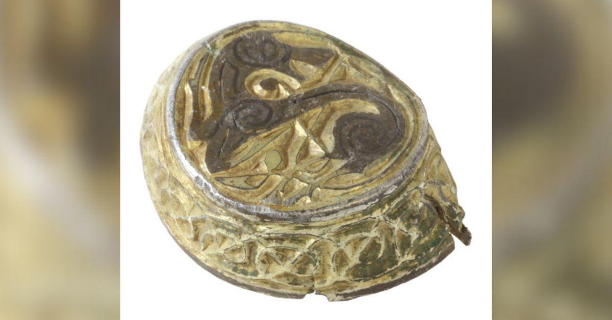 Anglo-Saxon Artifact Found in England Stumps Archaeologists