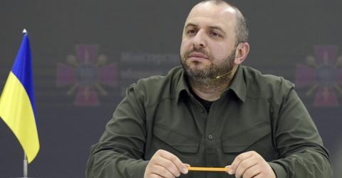 Ukrainian Officials Discuss Russian Withdrawal