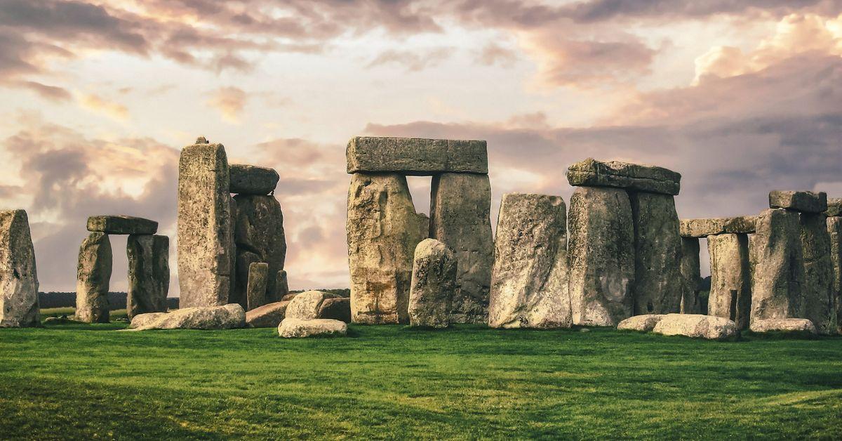 Stonehenge Altar Stone Originated In Scotland: New Study