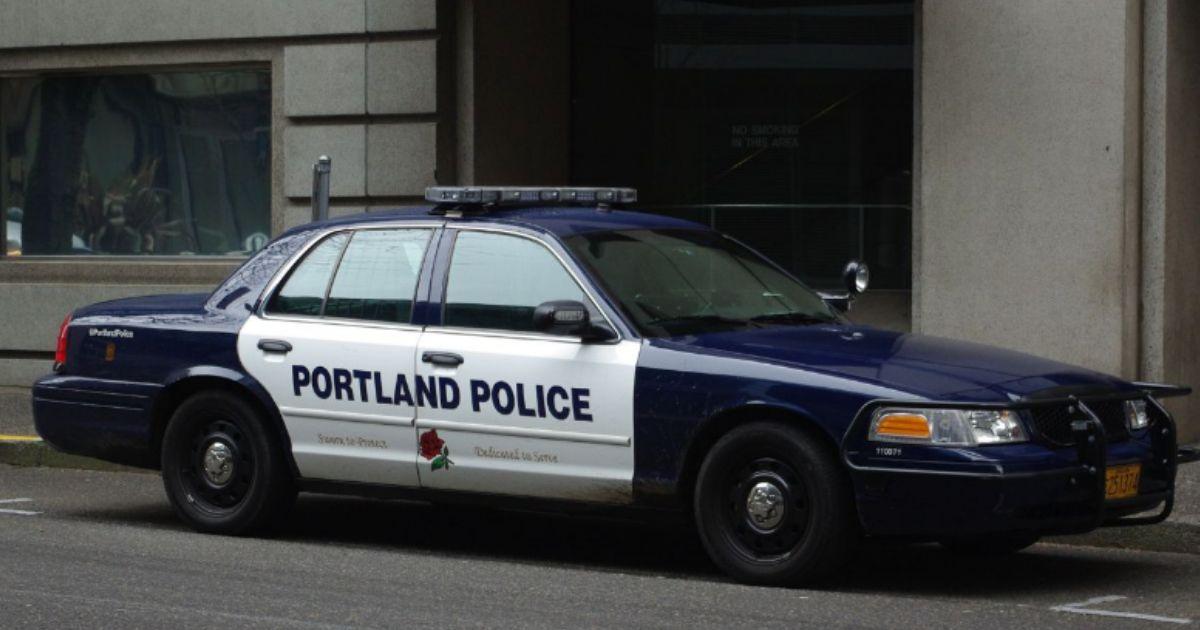 Tensions High as Portland Anti-ICE Protest Reaches at the Mayor's Home, Woman Arrested