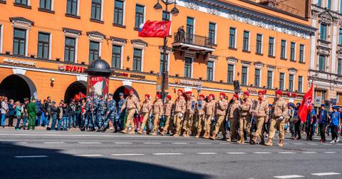 Russia Preparing for Standoff With NATO militaries: Analysts